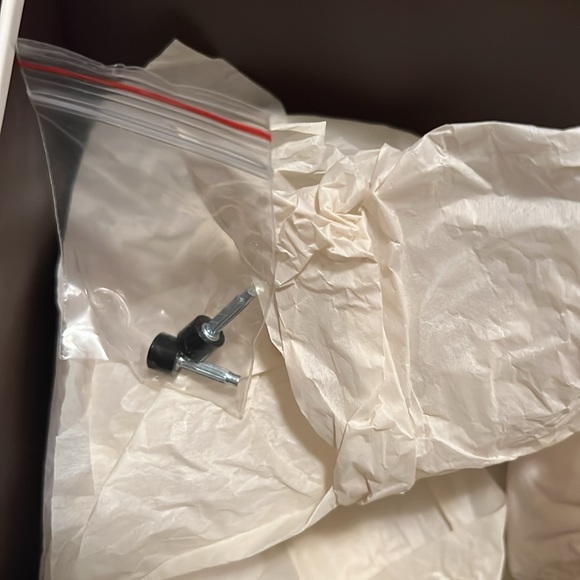 BCBG ‘Shannon’ Cream with metalic heel & gem detail - Picture 6 of 10